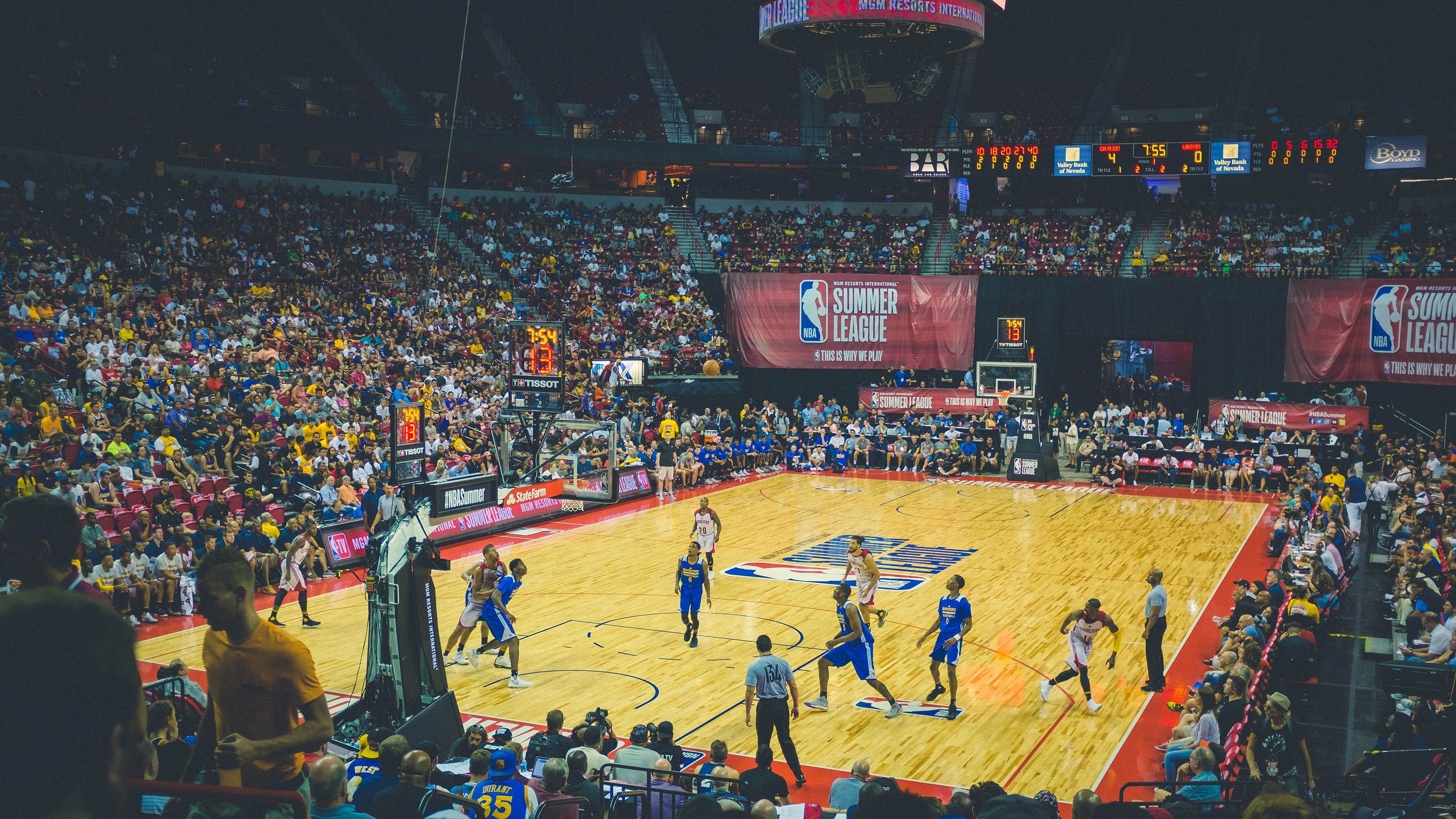 开云-西甲：马德里竞技1-0击败瓦伦西亚，科克出场扳平比分，马德里竞技vs西班牙人